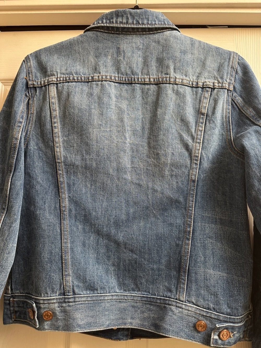 J. Crew Medium Blue Denim Jean Jacket.  Classic fit. - Picture 6 of 10
